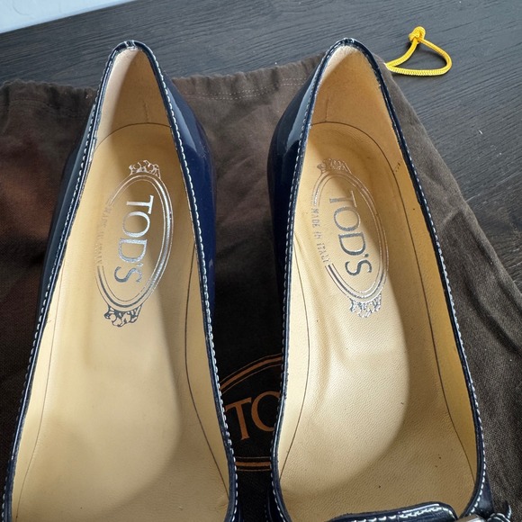 Tods Navy Patent Leather Buckle Heels Italian Made Size 36.5 - Picture 5 of 9